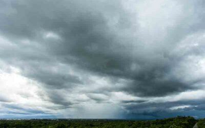 August 13, 2025: Mild Evening in New Delhi with Light Rain Ending Today